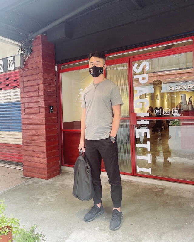 酒商安迪的第一张照片--周口相亲服务中心