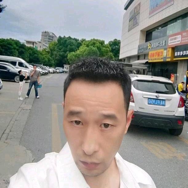小林的第一张照片--周口相亲服务中心