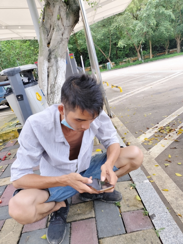太累了的第一张照片--周口相亲服务中心